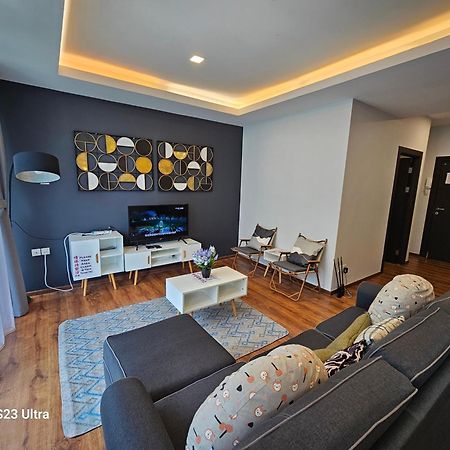 Lovely Vivacity Jazz Suite 2 Cozy Condo 2 Card Lv7 Кучинг Экстерьер фото